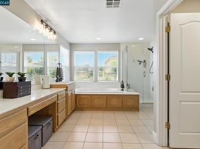 4362 Lynn Dr, Concord CA 94518