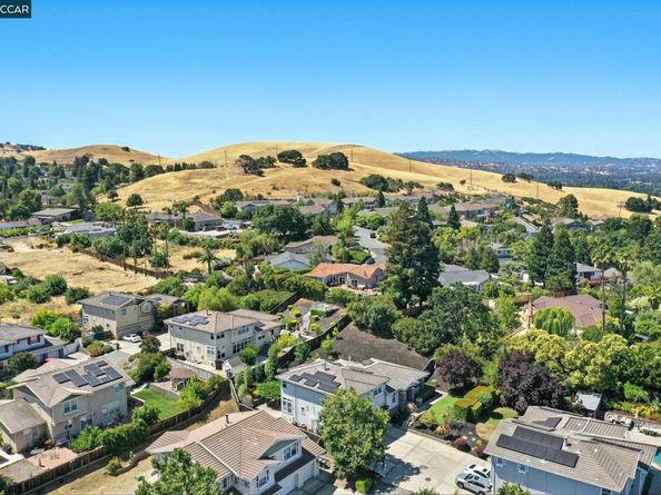 4362 Lynn Dr, Concord CA 94518