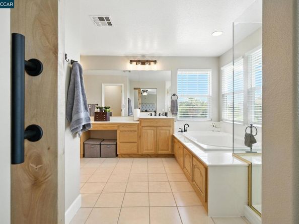 4362 Lynn Dr, Concord CA 94518