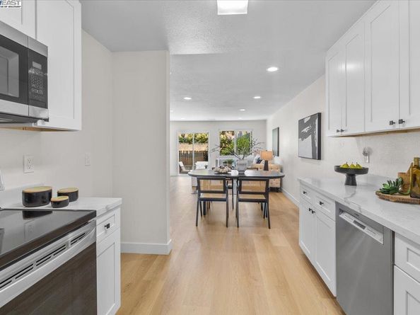 8351 Mulberry Pl, Dublin CA 94568