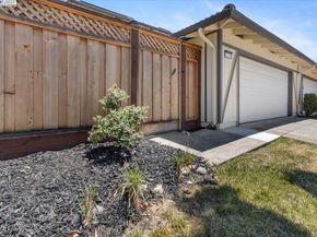 8351 Mulberry Pl, Dublin CA 94568