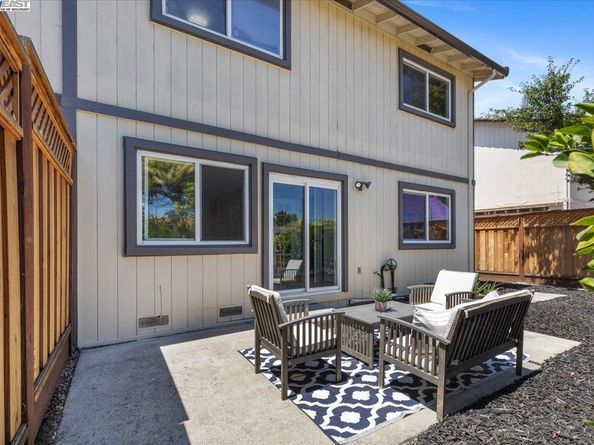 8351 Mulberry Pl, Dublin CA 94568