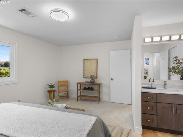 8351 Mulberry Pl, Dublin CA 94568