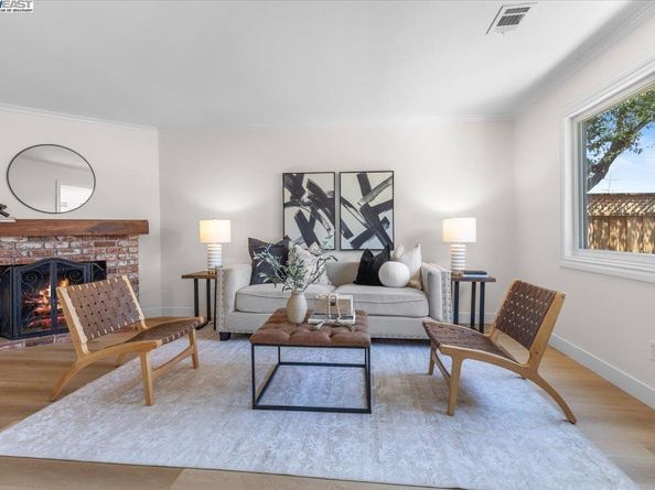 8351 Mulberry Pl, Dublin CA 94568