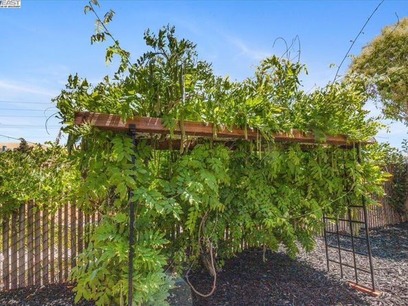 8351 Mulberry Pl, Dublin CA 94568