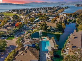 215 Lakeshore Ct, Richmond CA 94804