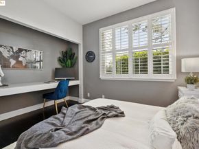 215 Lakeshore Ct, Richmond CA 94804