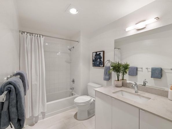 166 Bayside Ct, Richmond CA 94804