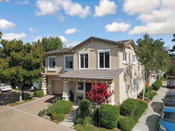 5884 Cedarwood Cmn, Livermore CA 94550