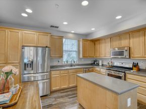 5884 Cedarwood Cmn, Livermore CA 94550