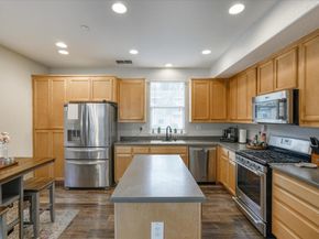 5884 Cedarwood Cmn, Livermore CA 94550