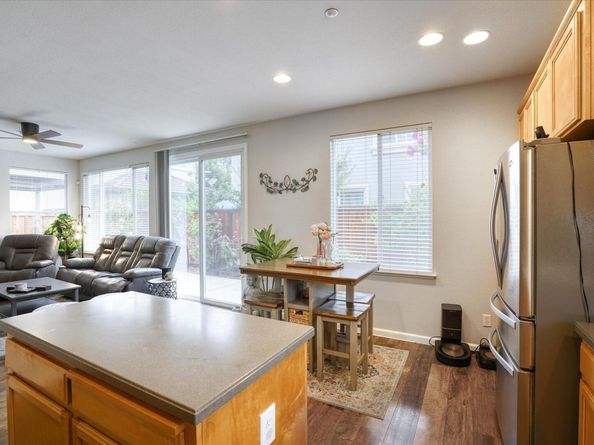 5884 Cedarwood Cmn, Livermore CA 94550