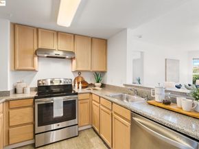 555 10Th St 315, Oakland CA 94607