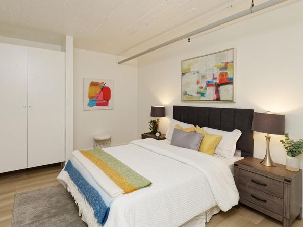 1201 Pine St 315, Oakland CA 94607