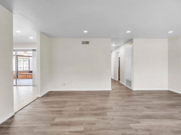 33025 Calistoga St, Union City CA 94587
