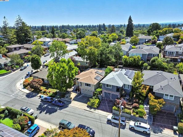 166 Oakview Dr., San Carlos CA 94070
