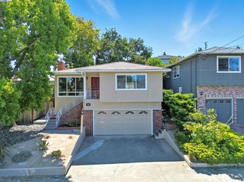 166 Oakview Dr.