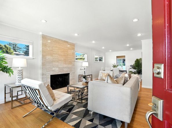 166 Oakview Dr., San Carlos CA 94070
