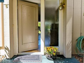 703 Terra California 6, Walnut Creek CA 94595