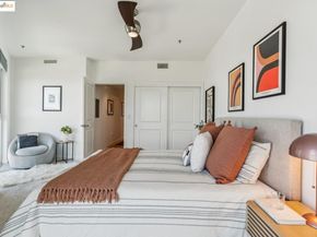 423 7th ST 909, Oakland CA 94607