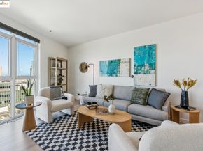 423 7th ST 909, Oakland CA 94607