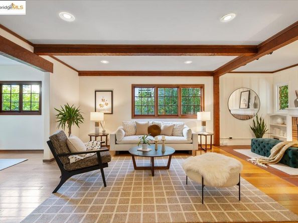 4401 Harbord Dr, Oakland CA 94618