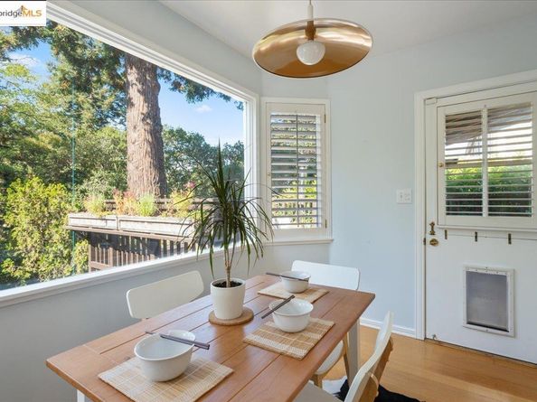 4401 Harbord Dr, Oakland CA 94618