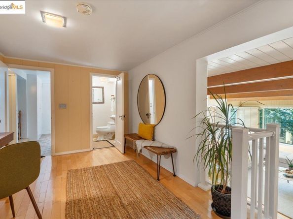 4401 Harbord Dr, Oakland CA 94618
