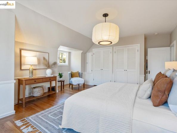 4401 Harbord Dr, Oakland CA 94618