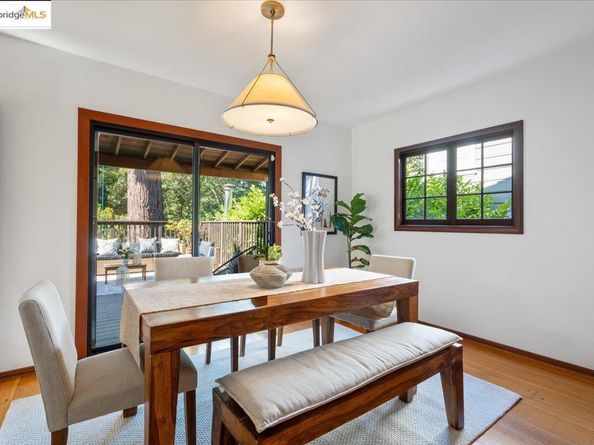 4401 Harbord Dr, Oakland CA 94618