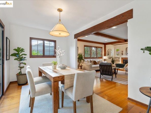 4401 Harbord Dr, Oakland CA 94618