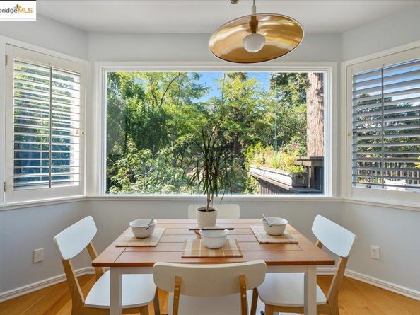 4401 Harbord Dr, Oakland CA 94618