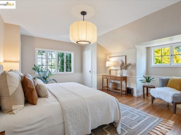 4401 Harbord Dr, Oakland CA 94618