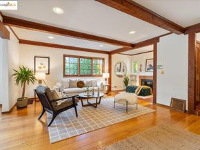 4401 Harbord Dr, Oakland CA 94618