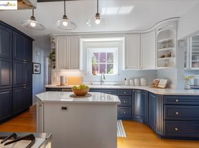 4401 Harbord Dr, Oakland CA 94618