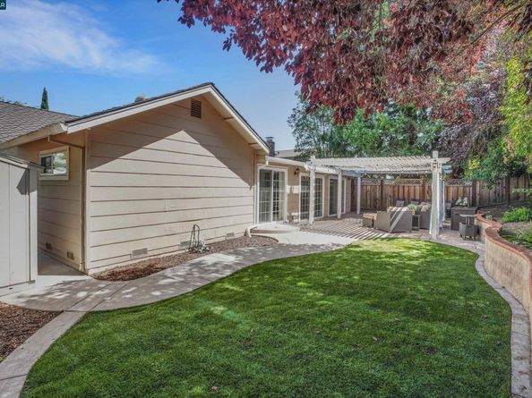 4504 Muirwood Drive, Pleasanton CA 94588