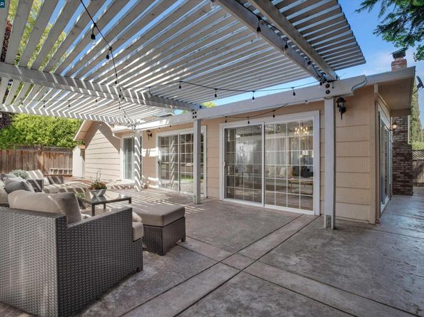 4504 Muirwood Drive, Pleasanton CA 94588