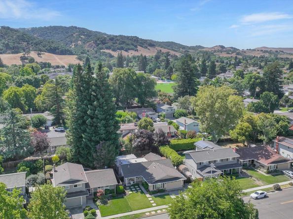 4504 Muirwood Drive, Pleasanton CA 94588