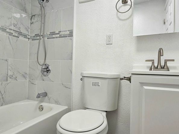 2076 Harrington Ave, Oakland CA 94601