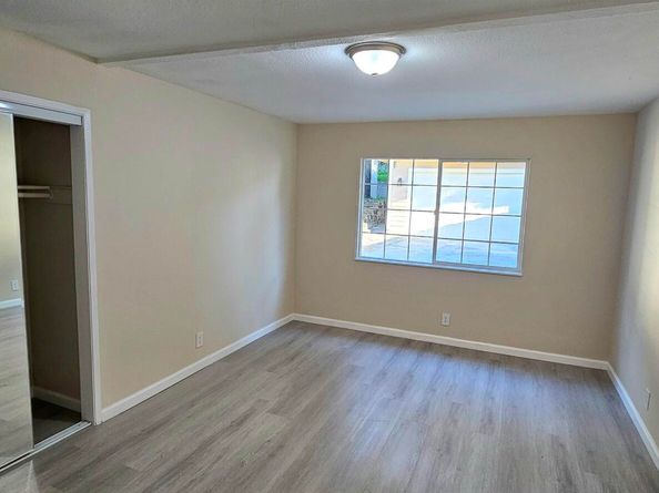 2076 Harrington Ave, Oakland CA 94601