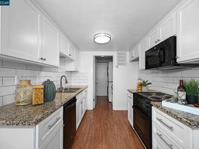 761 Pine St, Livermore CA 94551