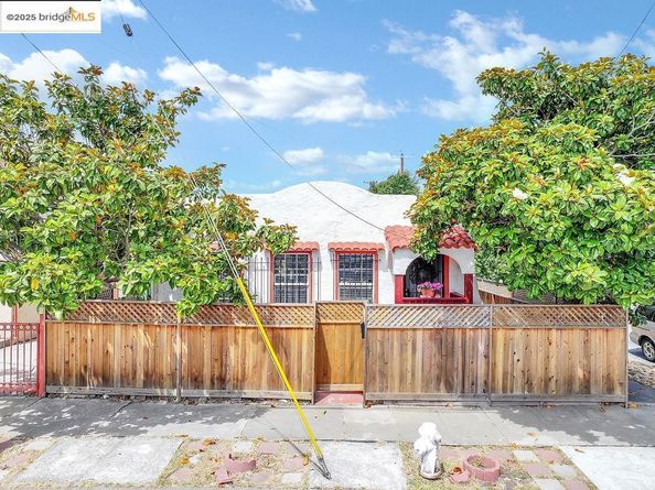 589 5Th St, Richmond CA 94801