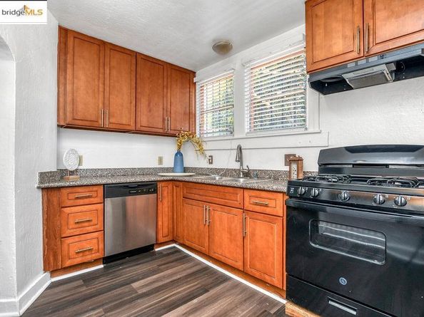 589 5Th St, Richmond CA 94801