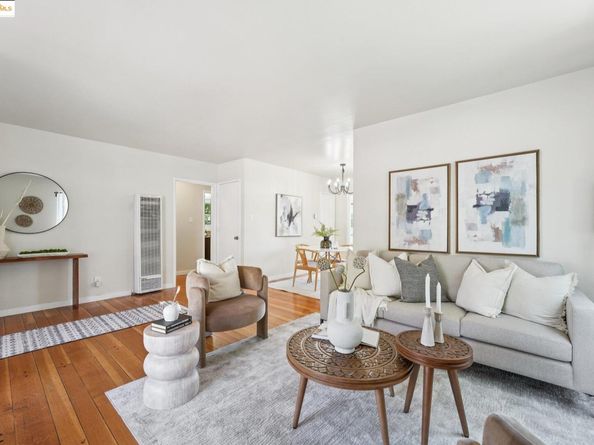 10601 Sheldon St, Oakland CA 94605