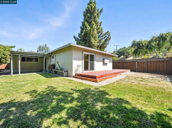 31139 Chicoine Ave, Hayward CA 94544