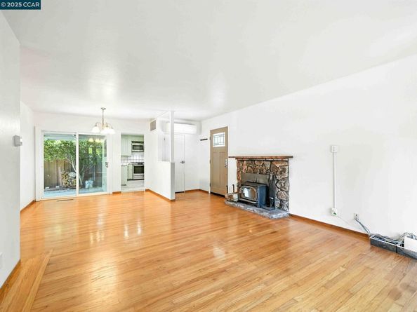 31139 Chicoine Ave, Hayward CA 94544
