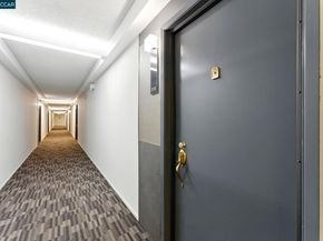 9 Commodore Dr A208, Emeryville CA 94608