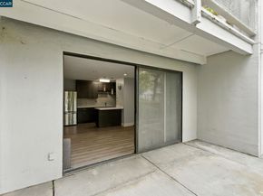 9 Commodore Dr A208, Emeryville CA 94608