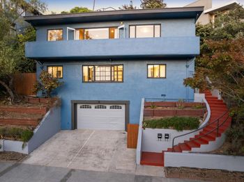 5936 Broadway