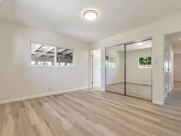 570 Erica Pl, Hayward CA 94544